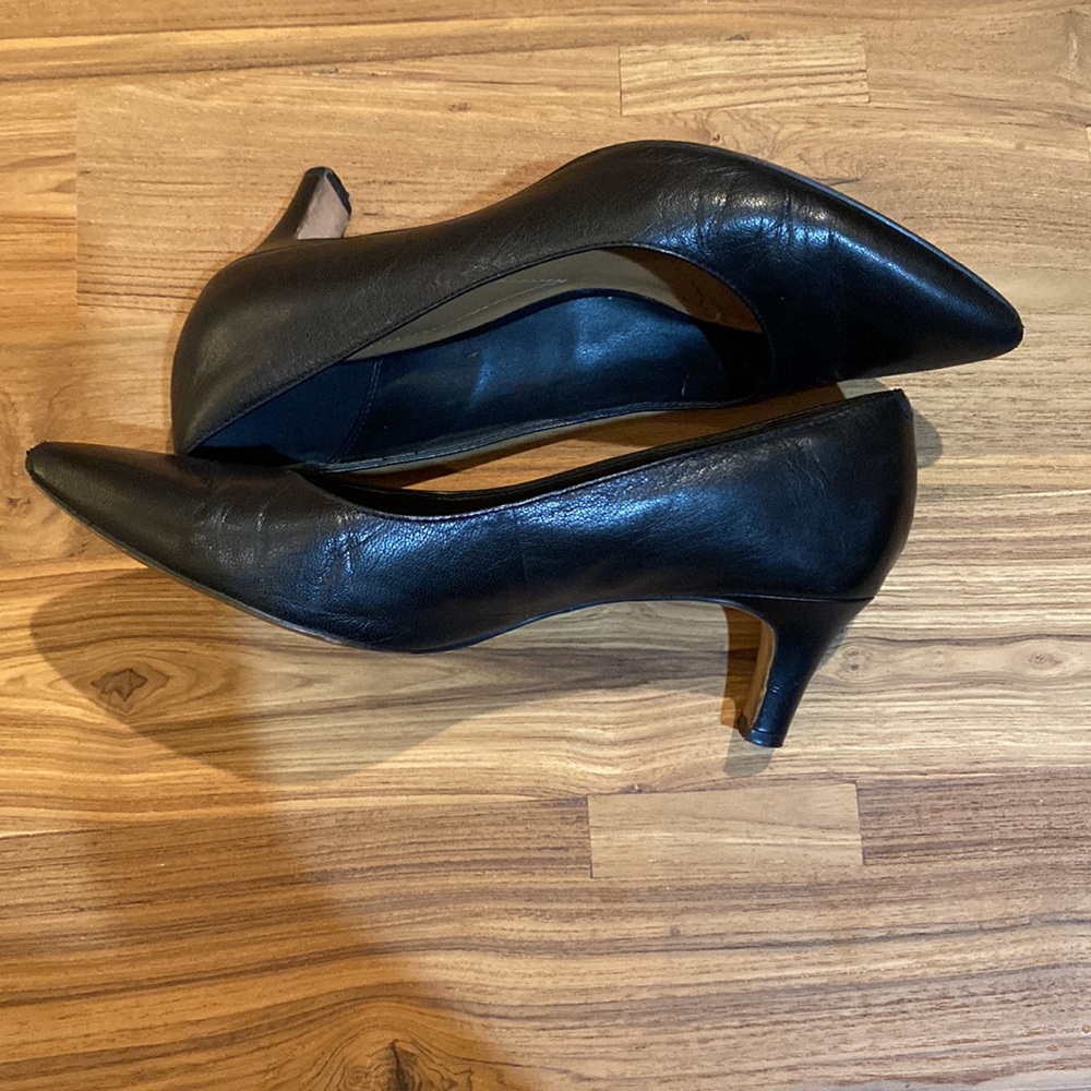Clarks Cushion Soft Women Shoes.